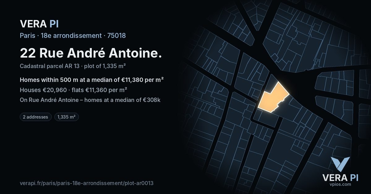 22 Rue André Antoine, 18e arrondissement at night – the plot lit, the parcels around coloured by the prices near them