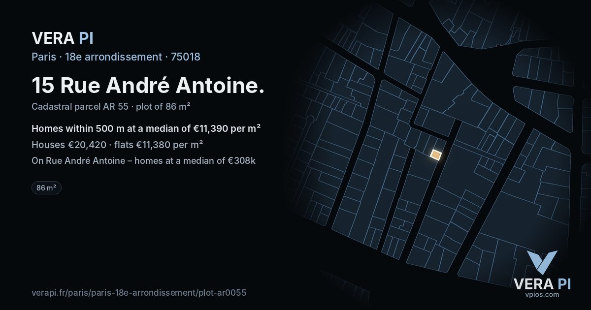 15 Rue André Antoine, 18e arrondissement at night – the plot lit, the parcels around coloured by the prices near them
