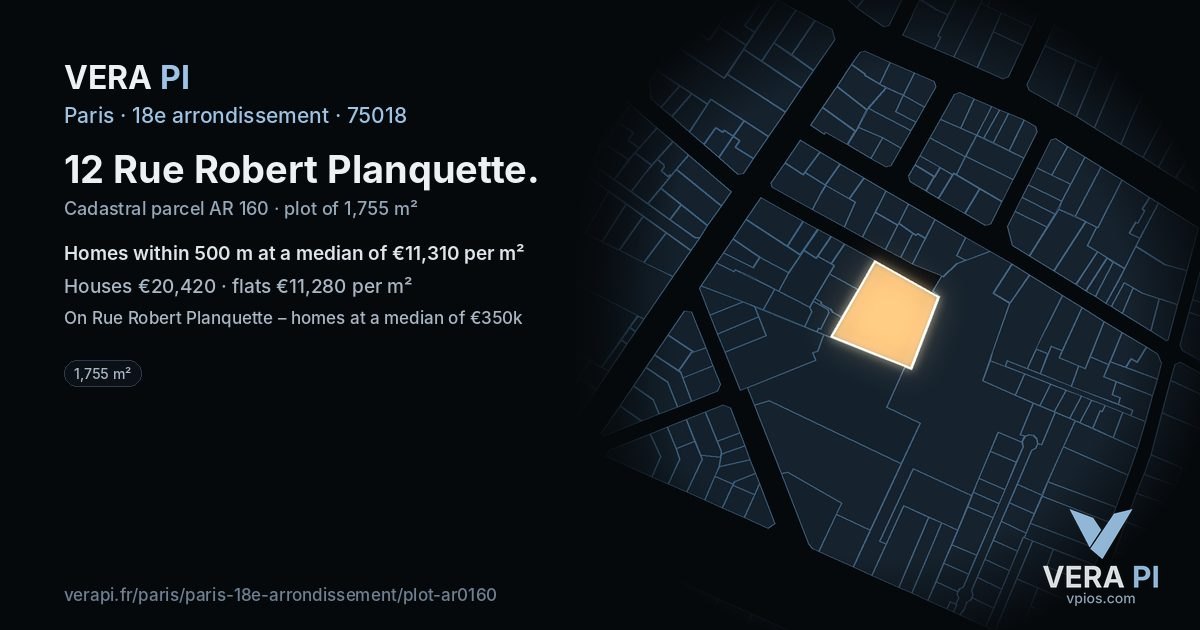 12 Rue Robert Planquette, 18e arrondissement at night – the plot lit, the parcels around coloured by the prices near them