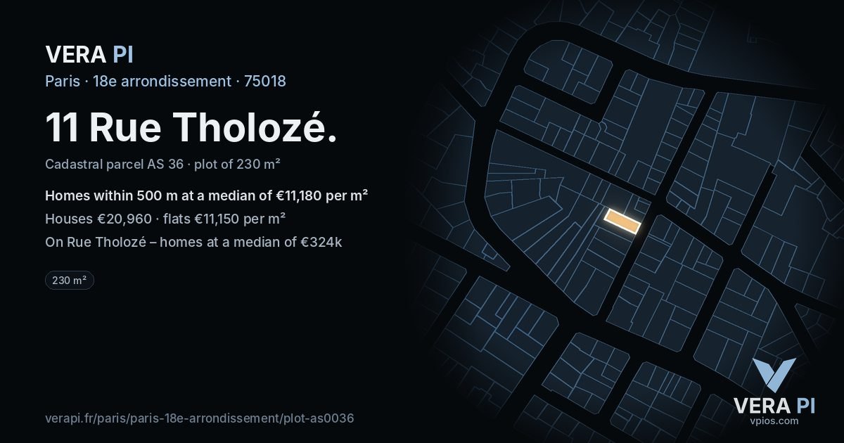 11 Rue Tholozé, 18e arrondissement at night – the plot lit, the parcels around coloured by the prices near them