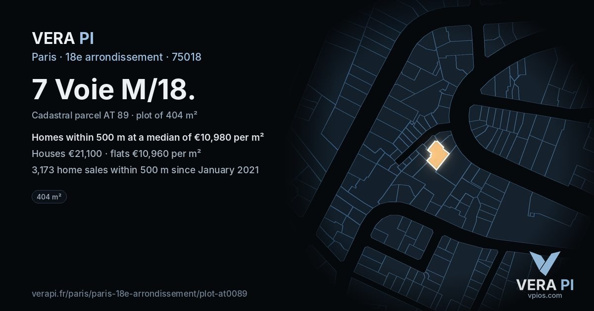 7 Voie M/18, 18e arrondissement at night – the plot lit, the parcels around coloured by the prices near them