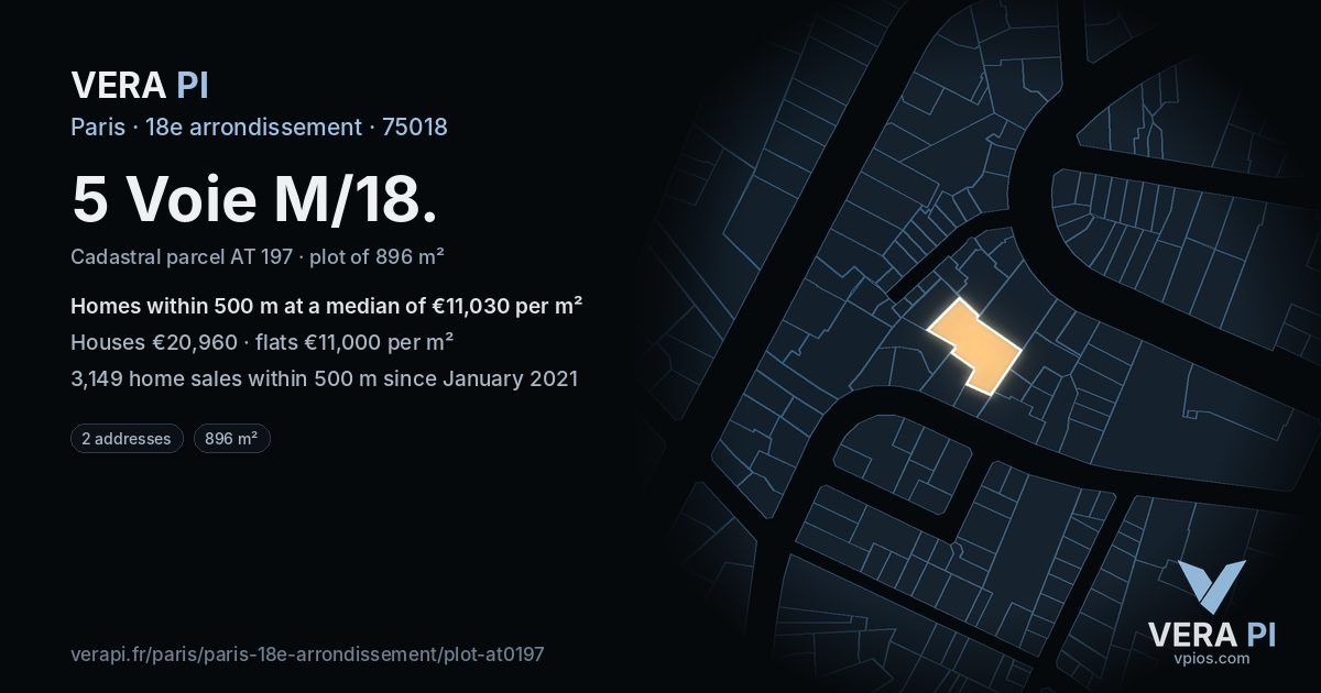 5 Voie M/18, 18e arrondissement at night – the plot lit, the parcels around coloured by the prices near them