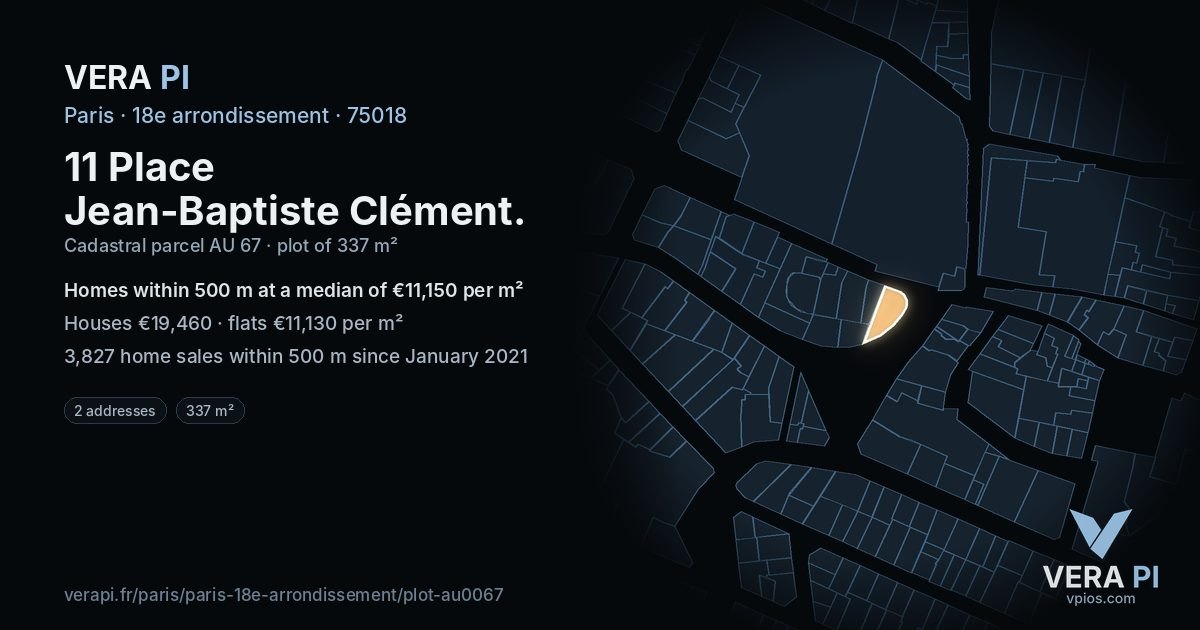 11 Place Jean-Baptiste Clément, 18e arrondissement at night – the plot lit, the parcels around coloured by the prices near them