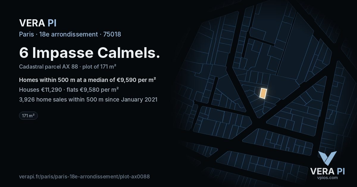 6 Impasse Calmels, 18e arrondissement at night – the plot lit, the parcels around coloured by the prices near them