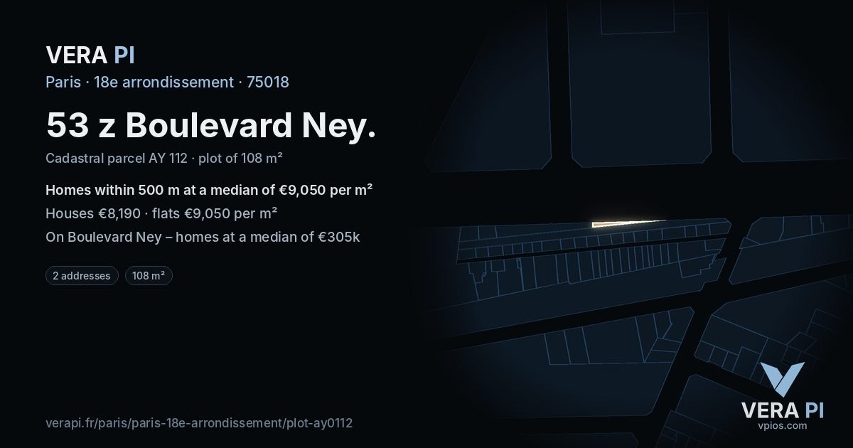 53 z Boulevard Ney, 18e arrondissement at night – the plot lit, the parcels around coloured by the prices near them
