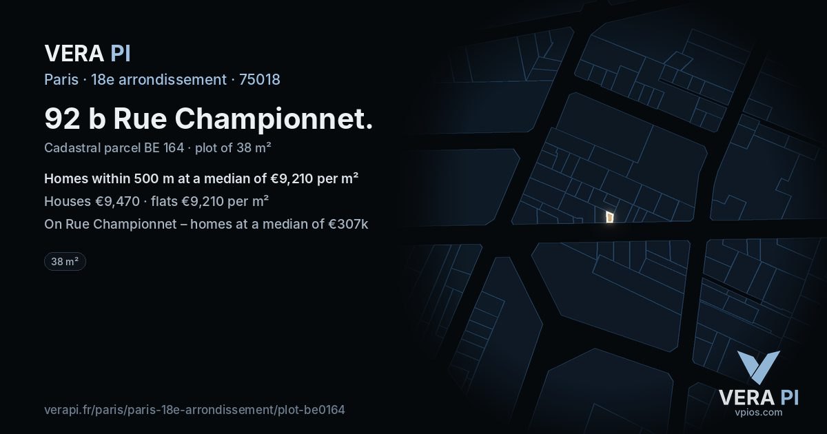 92 b Rue Championnet, 18e arrondissement at night – the plot lit, the parcels around coloured by the prices near them