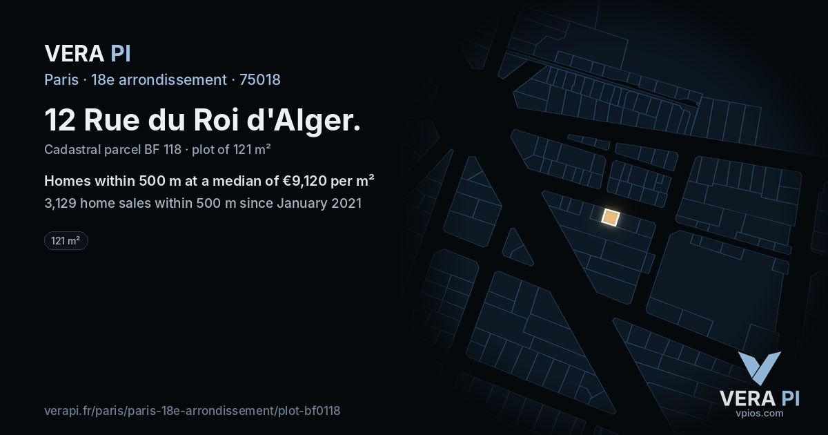 12 Rue du Roi d'Alger, 18e arrondissement at night – the plot lit, the parcels around coloured by the prices near them