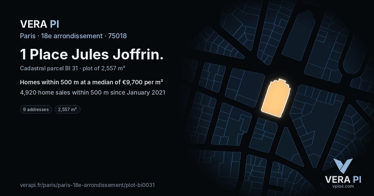 1 Place Jules Joffrin, 18e arrondissement at night – the plot lit, the parcels around coloured by the prices near them