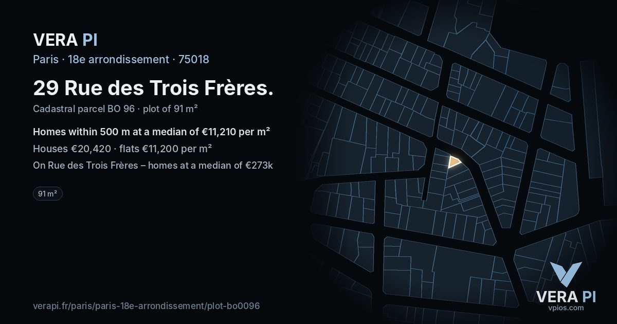 29 Rue des Trois Frères, 18e arrondissement at night – the plot lit, the parcels around coloured by the prices near them