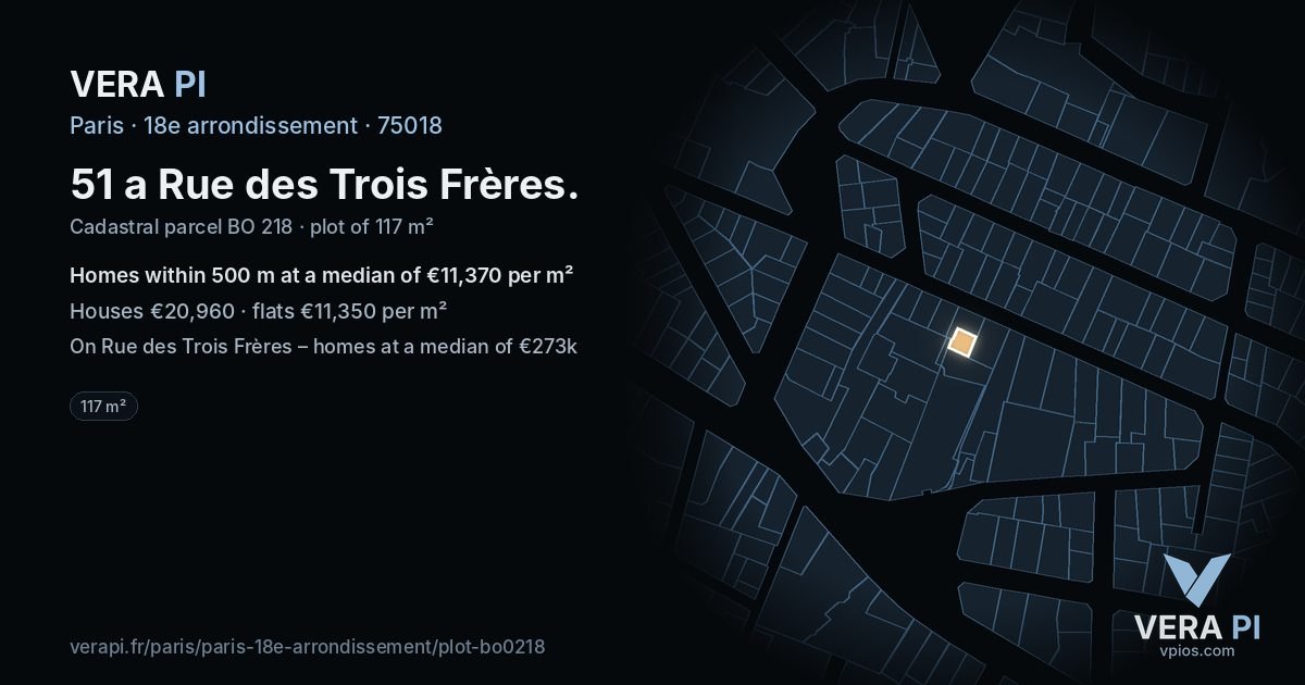 51 a Rue des Trois Frères, 18e arrondissement at night – the plot lit, the parcels around coloured by the prices near them