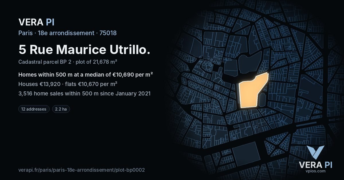 5 Rue Maurice Utrillo, 18e arrondissement at night – the plot lit, the parcels around coloured by the prices near them