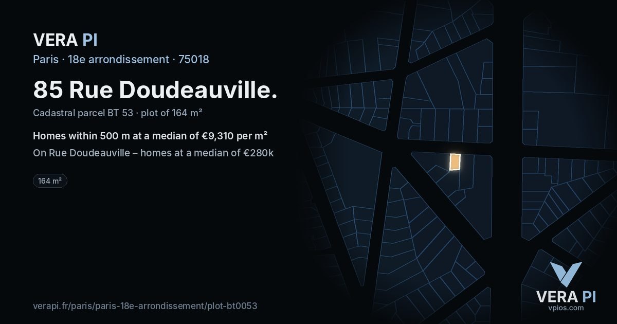 85 Rue Doudeauville, 18e arrondissement at night – the plot lit, the parcels around coloured by the prices near them
