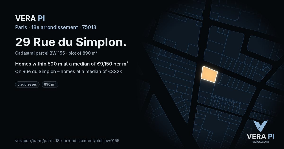 29 Rue du Simplon, 18e arrondissement at night – the plot lit, the parcels around coloured by the prices near them