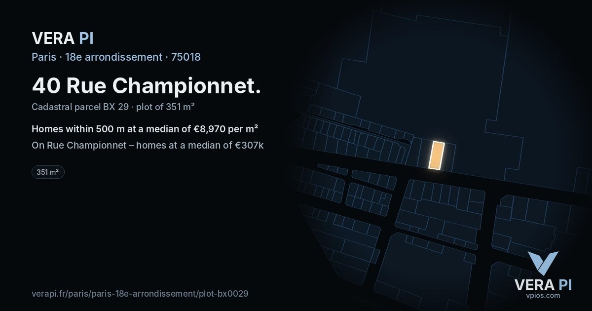 40 Rue Championnet, 18e arrondissement at night – the plot lit, the parcels around coloured by the prices near them