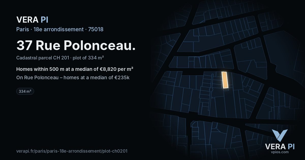 37 Rue Polonceau, 18e arrondissement at night – the plot lit, the parcels around coloured by the prices near them