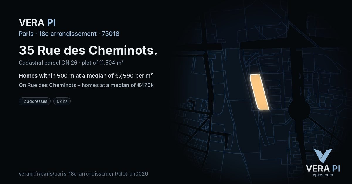 35 Rue des Cheminots, 18e arrondissement at night – the plot lit, the parcels around coloured by the prices near them