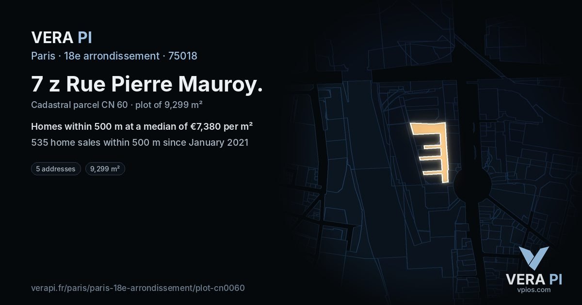 7 z Rue Pierre Mauroy, 18e arrondissement at night – the plot lit, the parcels around coloured by the prices near them