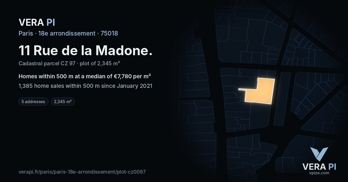 11 Rue de la Madone, 18e arrondissement at night – the plot lit, the parcels around coloured by the prices near them