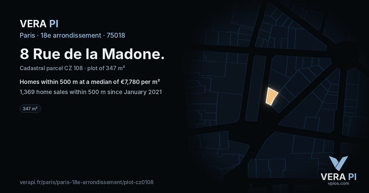 8 Rue de la Madone, 18e arrondissement at night – the plot lit, the parcels around coloured by the prices near them