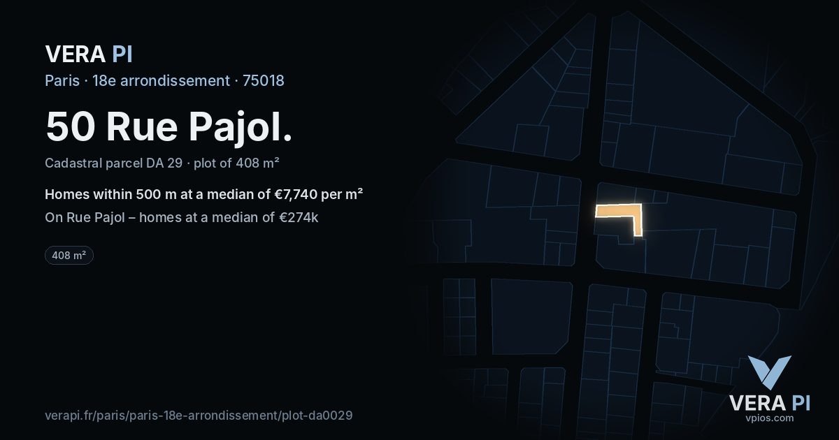 50 Rue Pajol, 18e arrondissement at night – the plot lit, the parcels around coloured by the prices near them