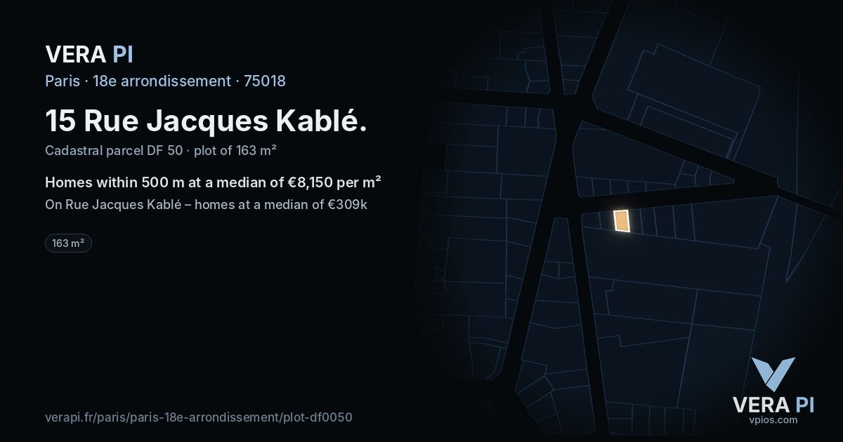 15 Rue Jacques Kablé, 18e arrondissement at night – the plot lit, the parcels around coloured by the prices near them