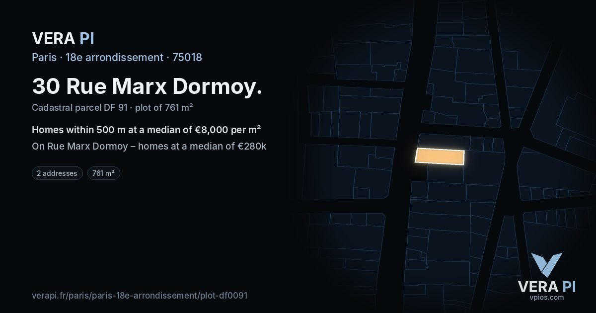 30 Rue Marx Dormoy, 18e arrondissement at night – the plot lit, the parcels around coloured by the prices near them