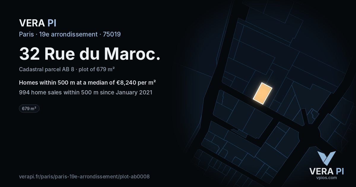 32 Rue du Maroc, 19e arrondissement at night – the plot lit, the parcels around coloured by the prices near them