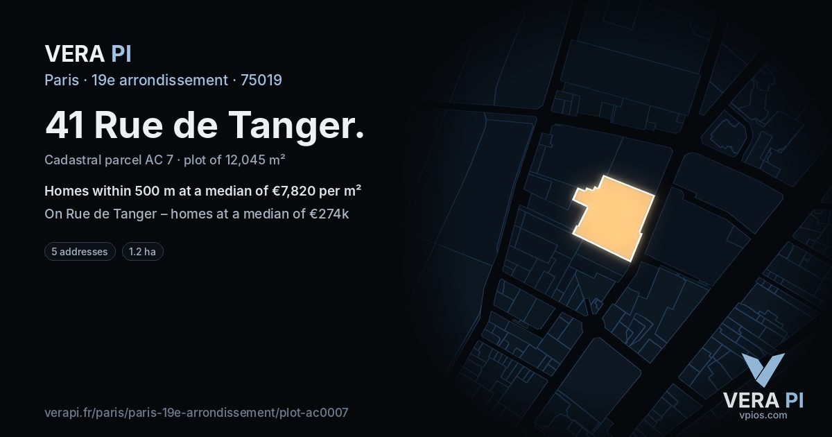 41 Rue de Tanger, 19e arrondissement at night – the plot lit, the parcels around coloured by the prices near them