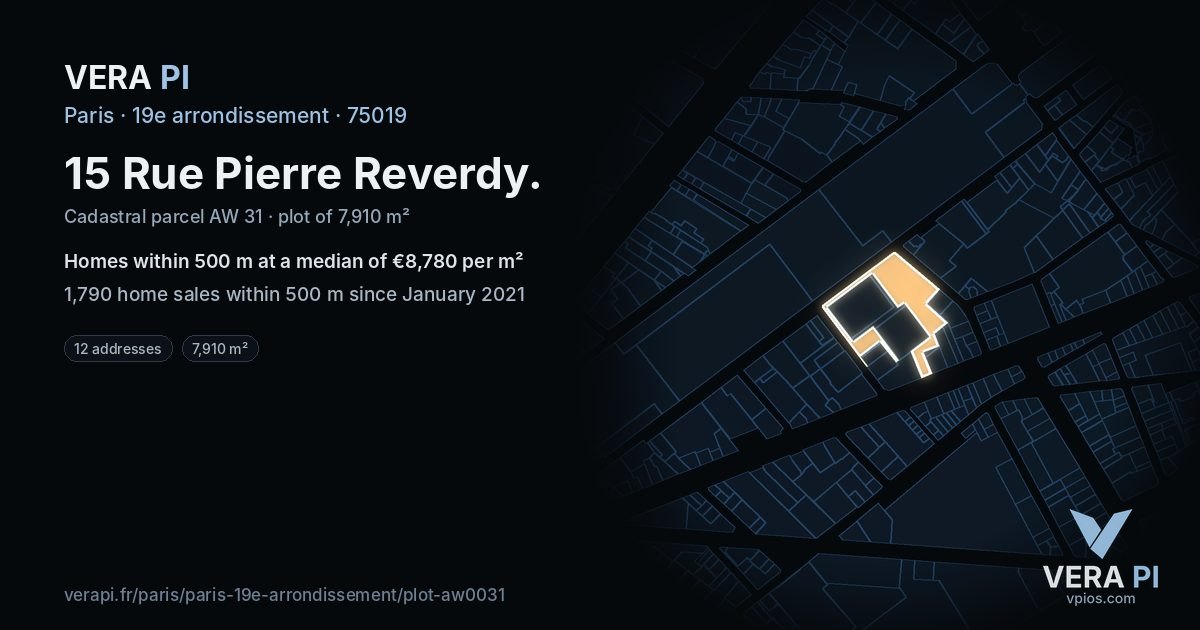 15 Rue Pierre Reverdy, 19e arrondissement at night – the plot lit, the parcels around coloured by the prices near them