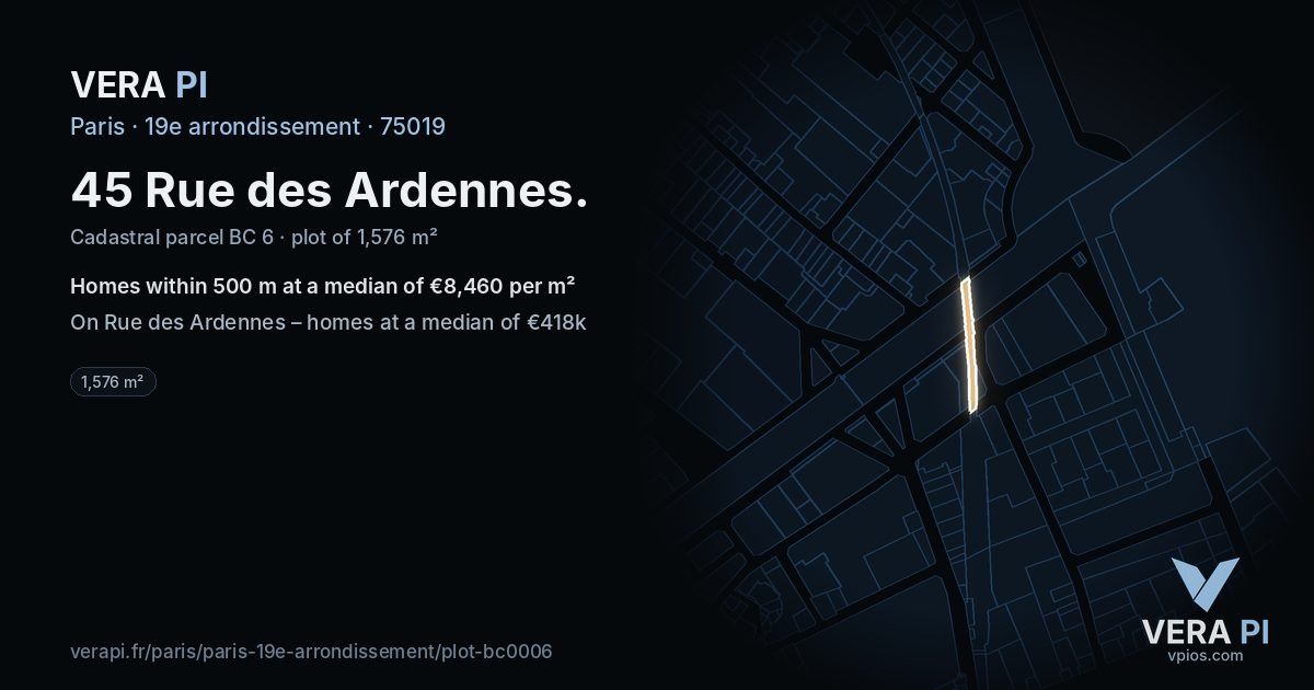 45 Rue des Ardennes, 19e arrondissement at night – the plot lit, the parcels around coloured by the prices near them