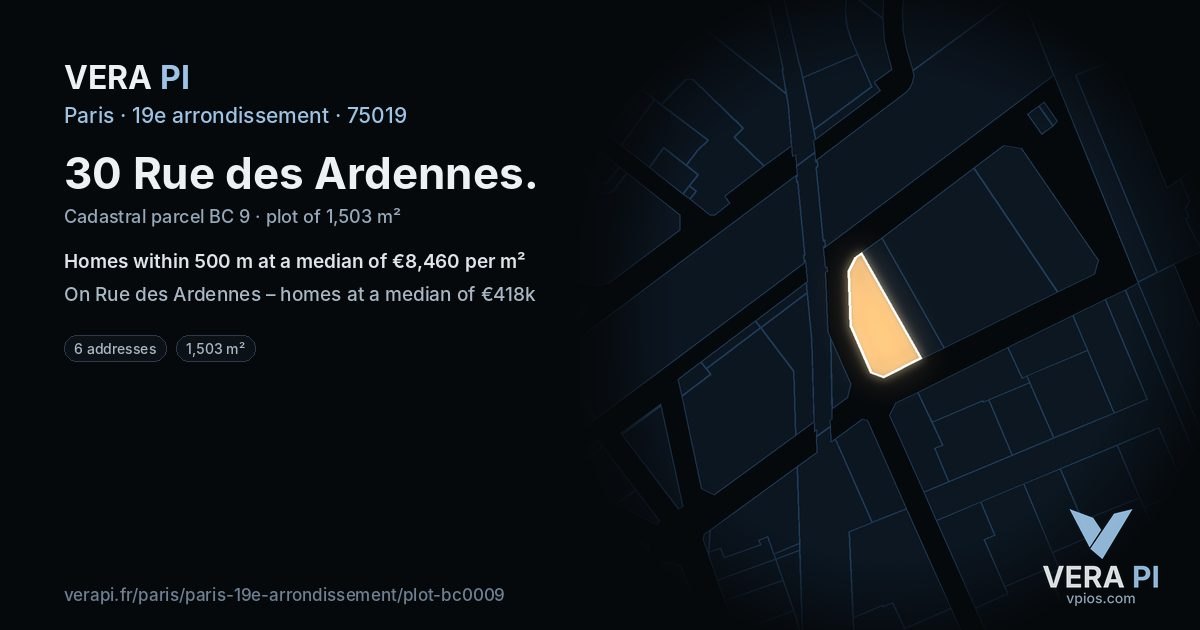 30 Rue des Ardennes, 19e arrondissement at night – the plot lit, the parcels around coloured by the prices near them