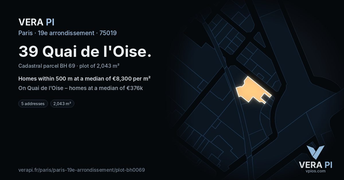 39 Quai de l'Oise, 19e arrondissement at night – the plot lit, the parcels around coloured by the prices near them