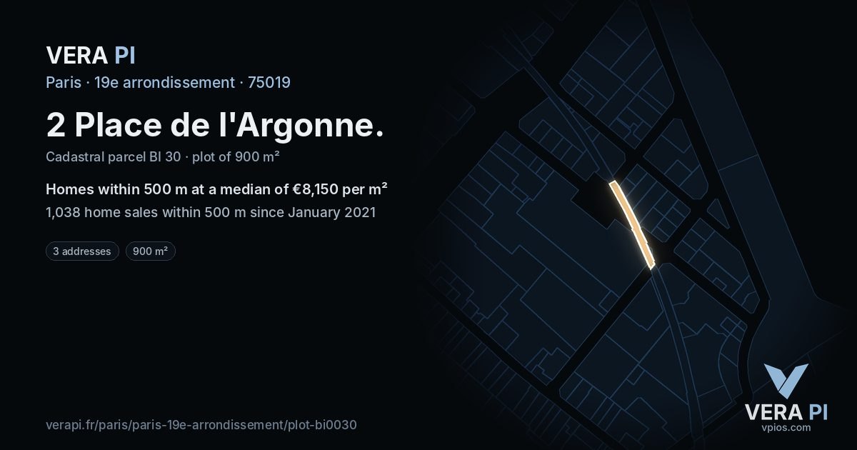 2 Place de l'Argonne, 19e arrondissement at night – the plot lit, the parcels around coloured by the prices near them