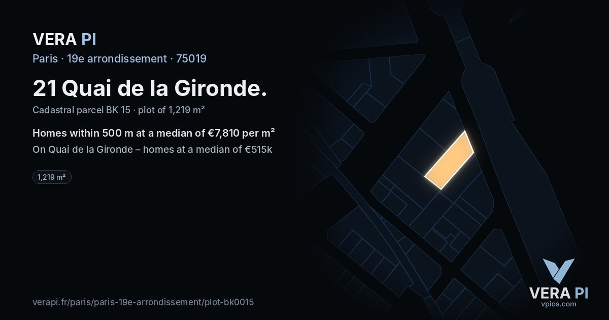 21 Quai de la Gironde, 19e arrondissement at night – the plot lit, the parcels around coloured by the prices near them