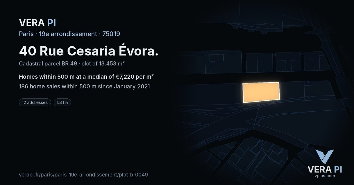 40 Rue Cesaria Évora, 19e arrondissement at night – the plot lit, the parcels around coloured by the prices near them