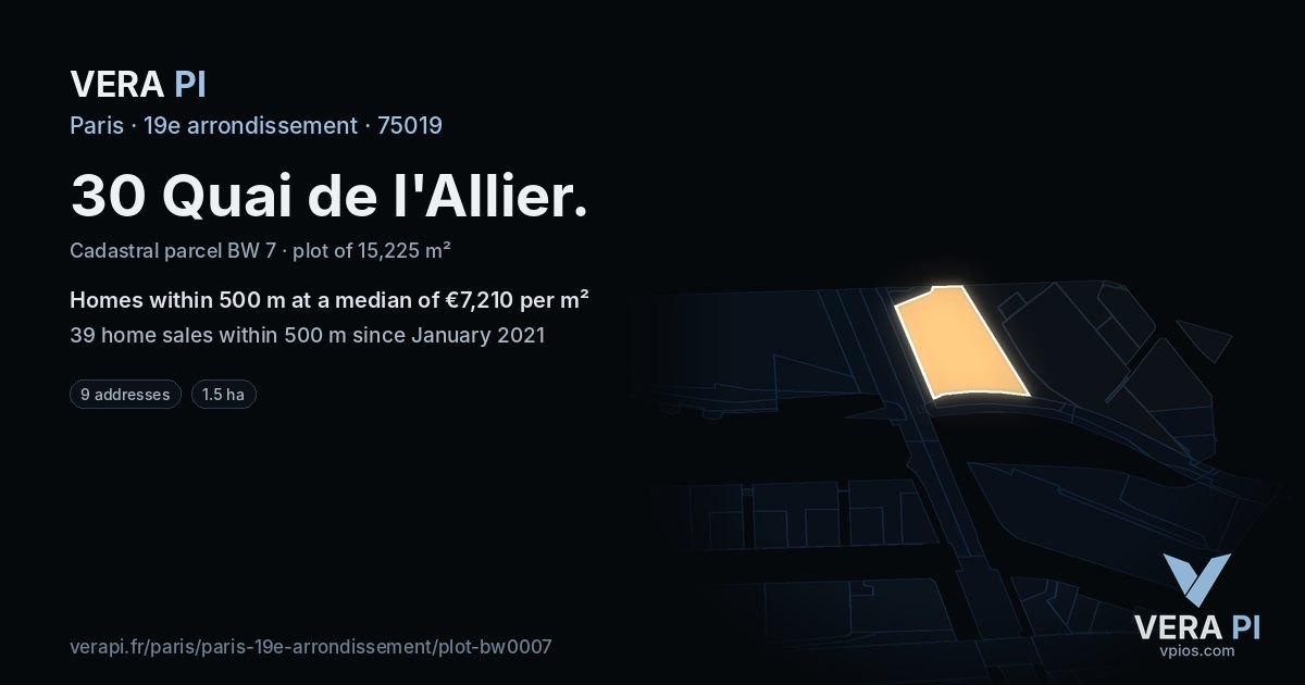 30 Quai de l'Allier, 19e arrondissement at night – the plot lit, the parcels around coloured by the prices near them