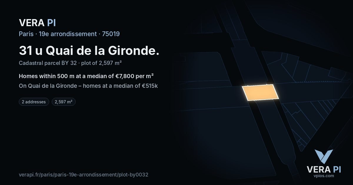 31 u Quai de la Gironde, 19e arrondissement at night – the plot lit, the parcels around coloured by the prices near them