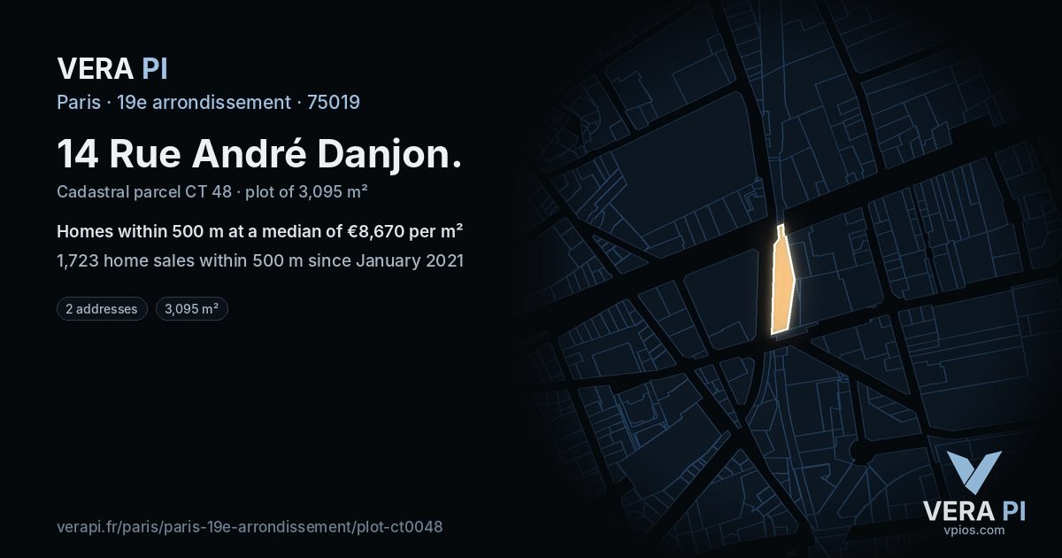 14 Rue André Danjon, 19e arrondissement at night – the plot lit, the parcels around coloured by the prices near them