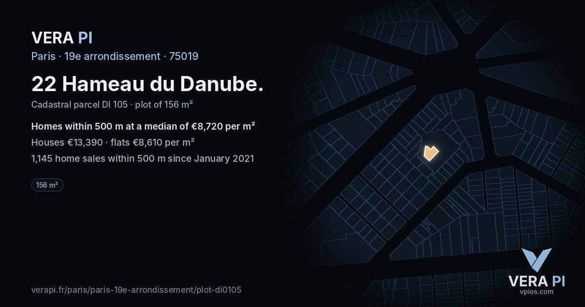 22 Hameau du Danube, 19e arrondissement at night – the plot lit, the parcels around coloured by the prices near them