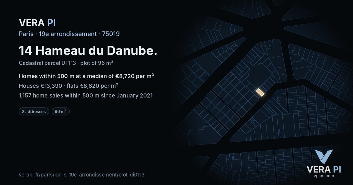 14 Hameau du Danube, 19e arrondissement at night – the plot lit, the parcels around coloured by the prices near them