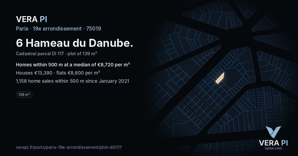 6 Hameau du Danube, 19e arrondissement at night – the plot lit, the parcels around coloured by the prices near them