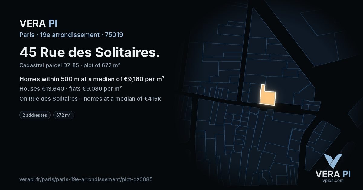 45 Rue des Solitaires, 19e arrondissement at night – the plot lit, the parcels around coloured by the prices near them