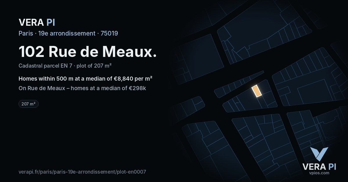 102 Rue de Meaux, 19e arrondissement at night – the plot lit, the parcels around coloured by the prices near them