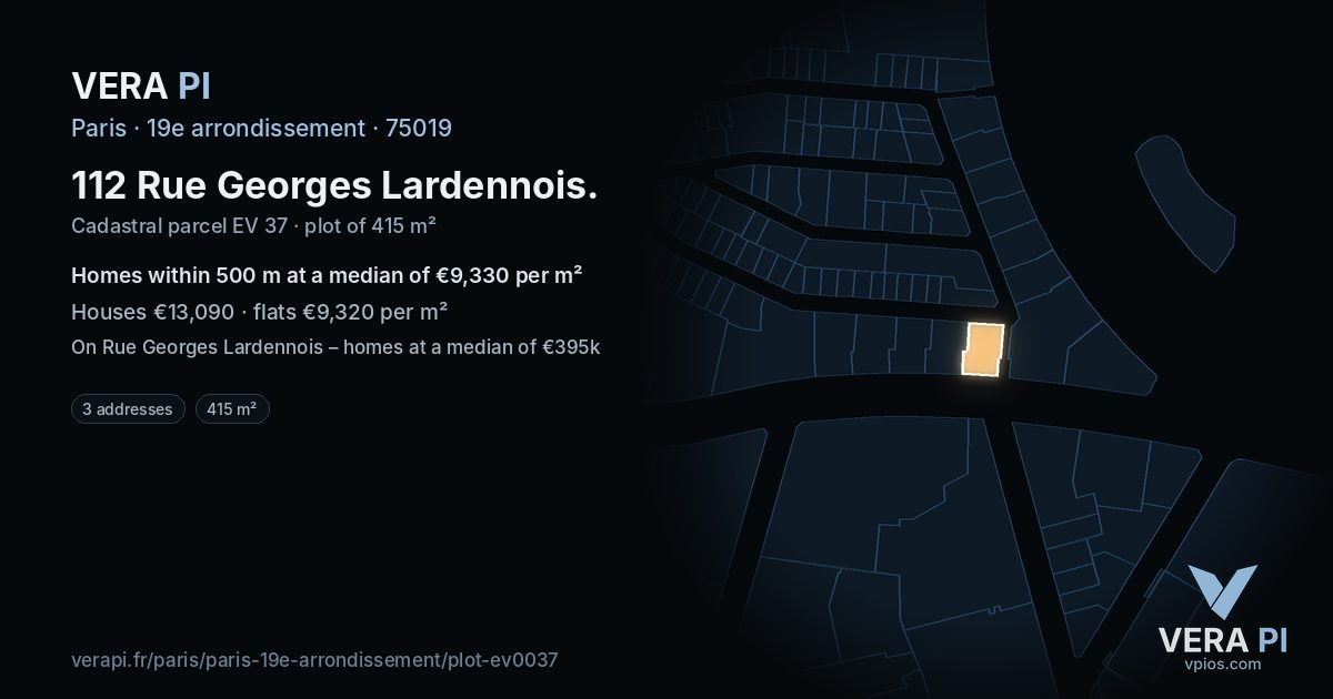 112 Rue Georges Lardennois, 19e arrondissement at night – the plot lit, the parcels around coloured by the prices near them