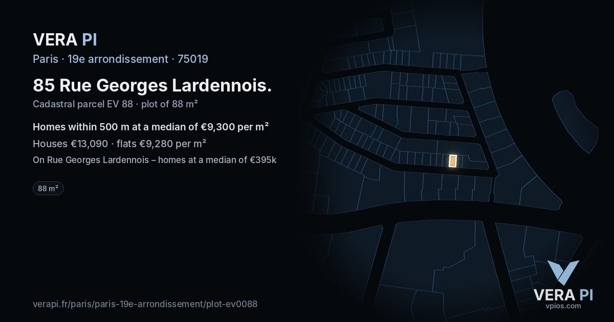 85 Rue Georges Lardennois, 19e arrondissement at night – the plot lit, the parcels around coloured by the prices near them
