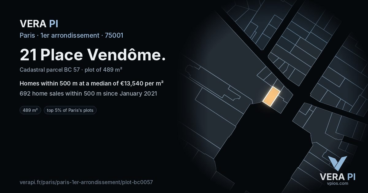 21 Place Vendôme, 1er arrondissement at night – the plot lit, the parcels around coloured by the prices near them