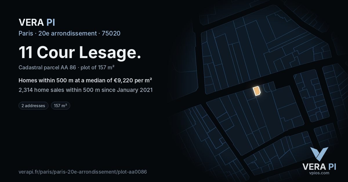 11 Cour Lesage, 20e arrondissement at night – the plot lit, the parcels around coloured by the prices near them