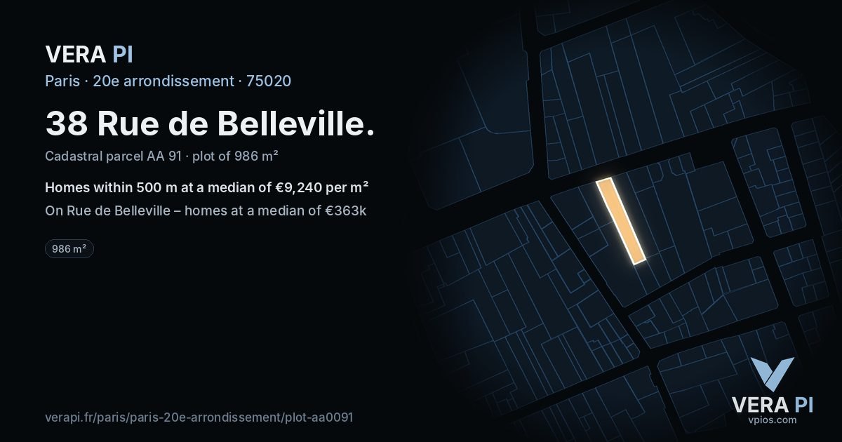 38 Rue de Belleville, 20e arrondissement at night – the plot lit, the parcels around coloured by the prices near them