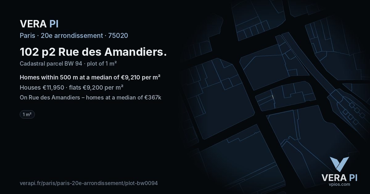 102 p2 Rue des Amandiers, 20e arrondissement at night – the plot lit, the parcels around coloured by the prices near them