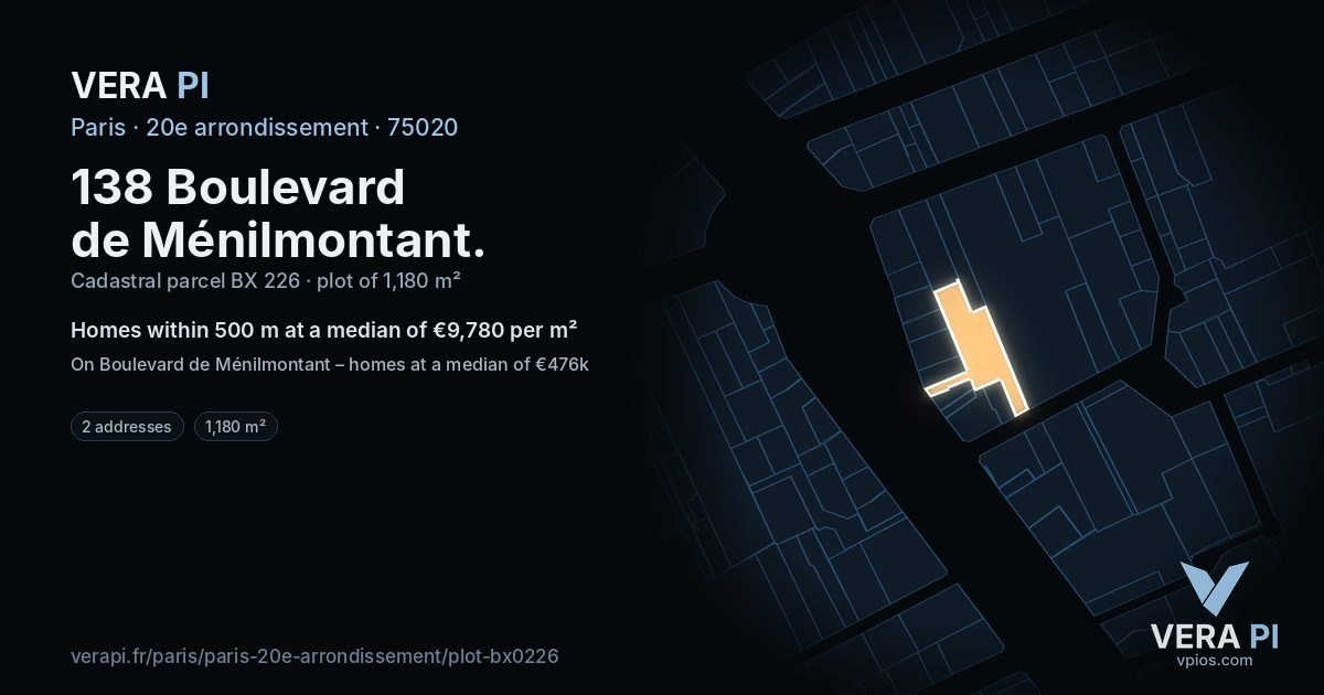 138 Boulevard de Ménilmontant, 20e arrondissement at night – the plot lit, the parcels around coloured by the prices near them
